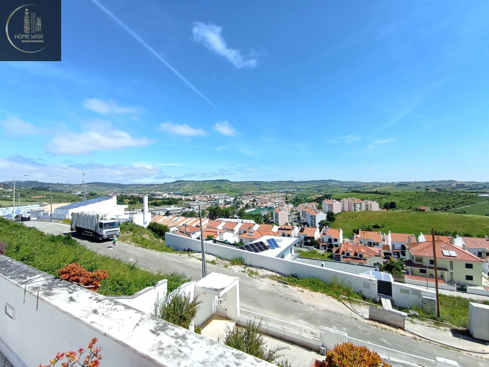 Moradia T4 para Venda em Arruda dos Vinhos Foto 2