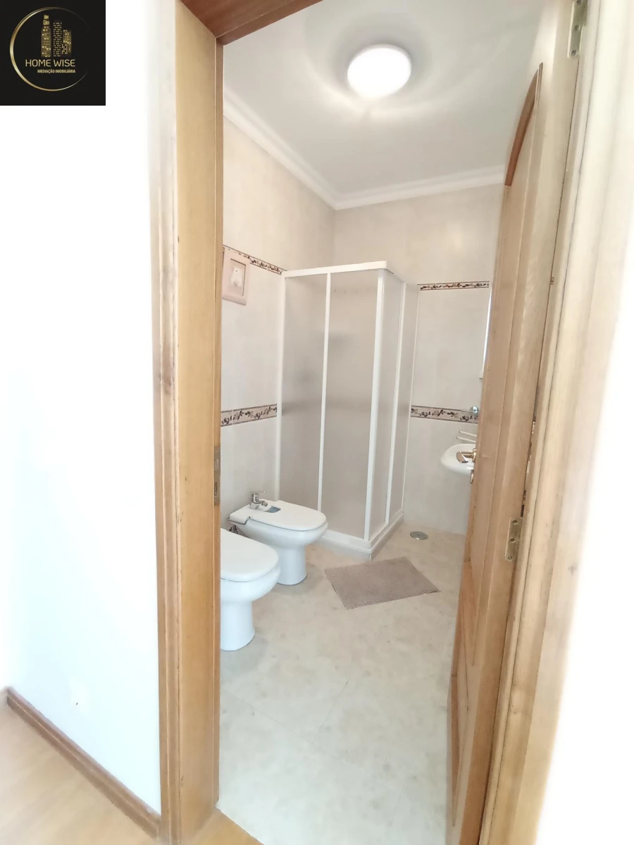 Moradia T4 para Venda em Arruda dos Vinhos Foto 13