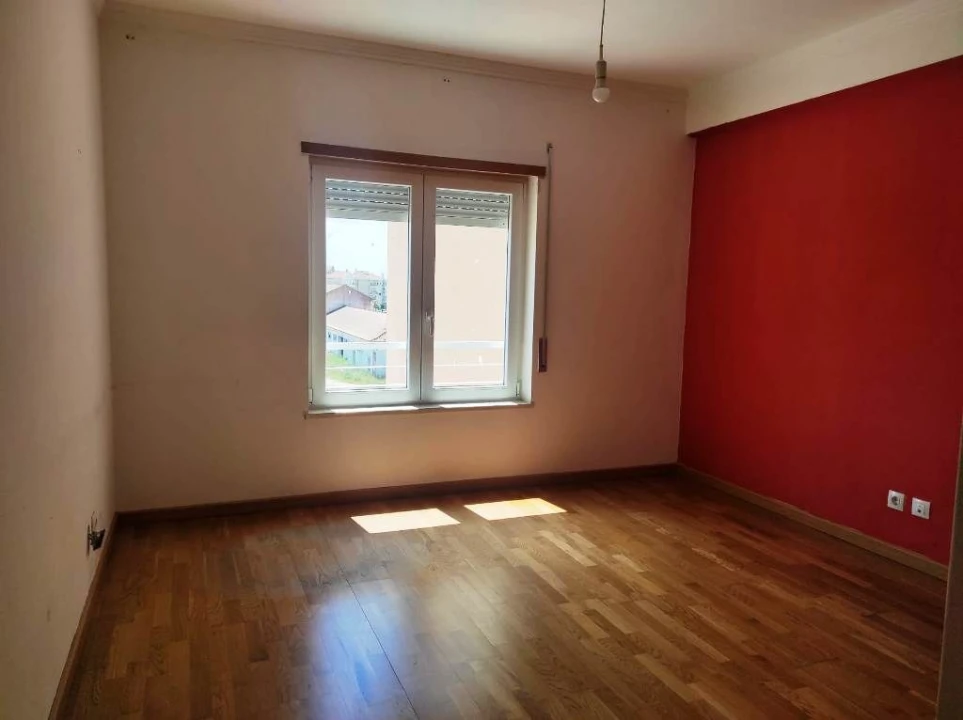 Apartamento T4 para Venda em Samora Correia Foto 16