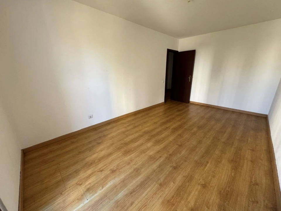 Apartamento T3 para Venda em Corroios Foto 12