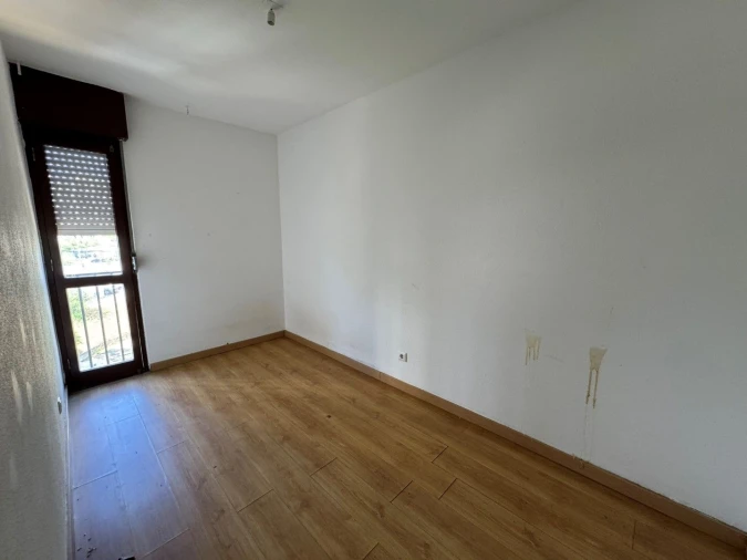 Apartamento T3 para Venda em Corroios Foto 16