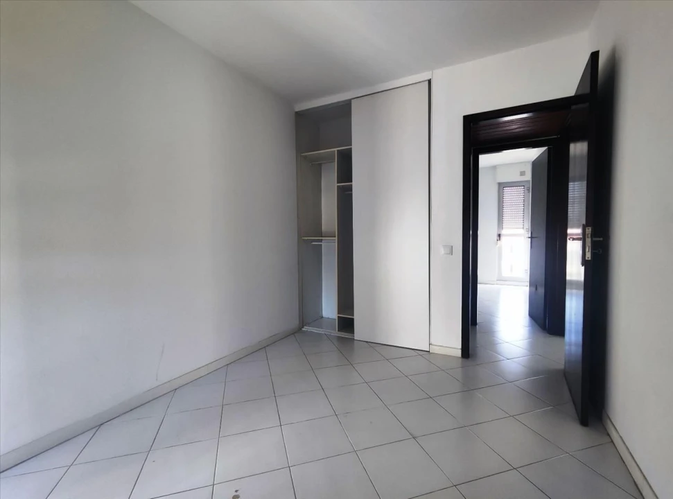 Apartamento T2 para Venda em Corroios Foto 11