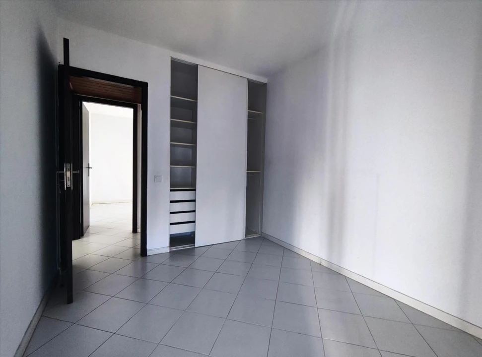 Apartamento T2 para Venda em Corroios Foto 14