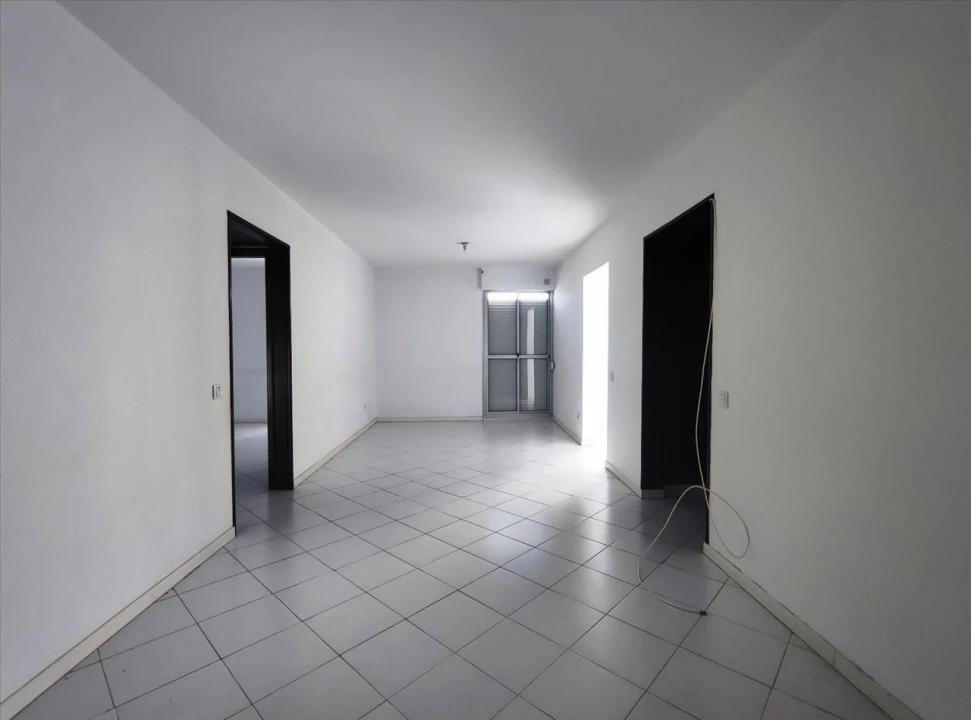 Apartamento T2 para Venda em Corroios Foto 6