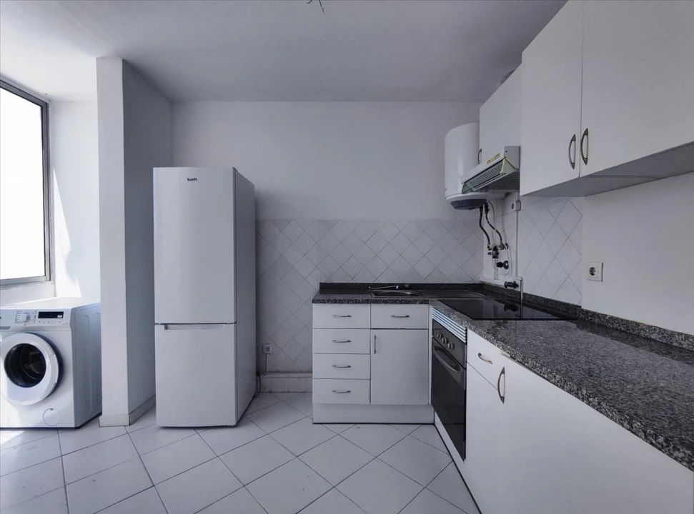 Apartamento T2 para Venda em Corroios Foto 8