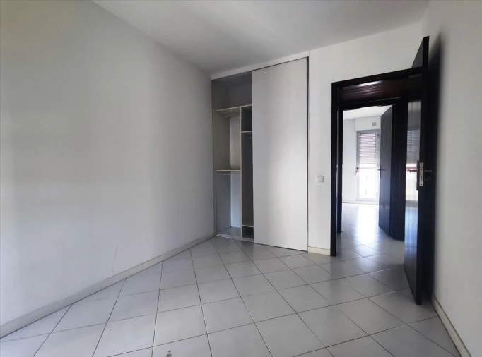 Apartamento T2 para Venda em Corroios Foto 11