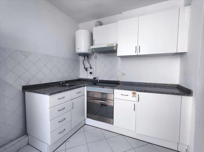 Apartamento T2 para Venda em Corroios Foto 7