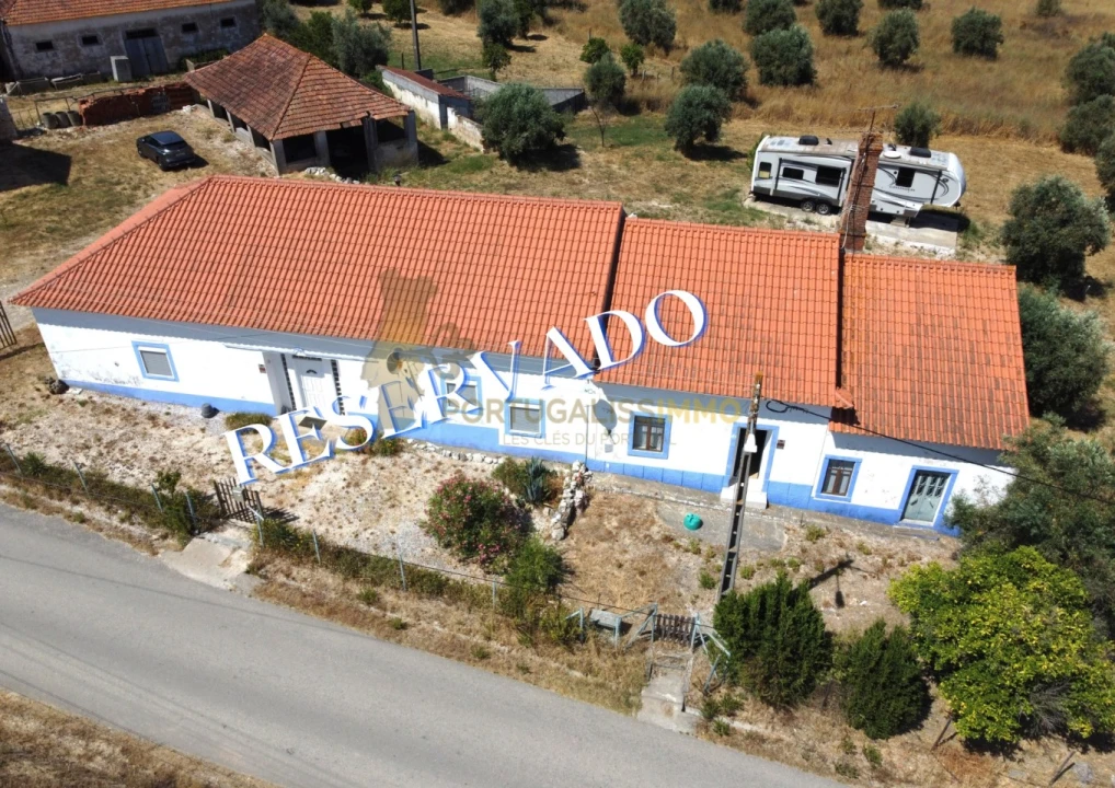 Moradia T4 para Venda em Brogueira, Parceiros de Igreja e Alcorochel Foto 1