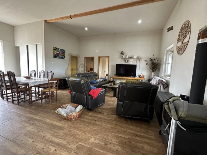 Moradia T4 para Venda em Brogueira, Parceiros de Igreja e Alcorochel Foto 8