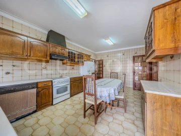 Moradia T5 para Venda em Loule (São Clemente)