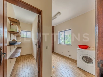 Moradia T5 para Venda em Loule (São Clemente)