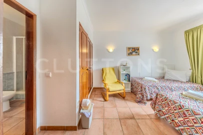 Moradia T3 para Venda em Quarteira