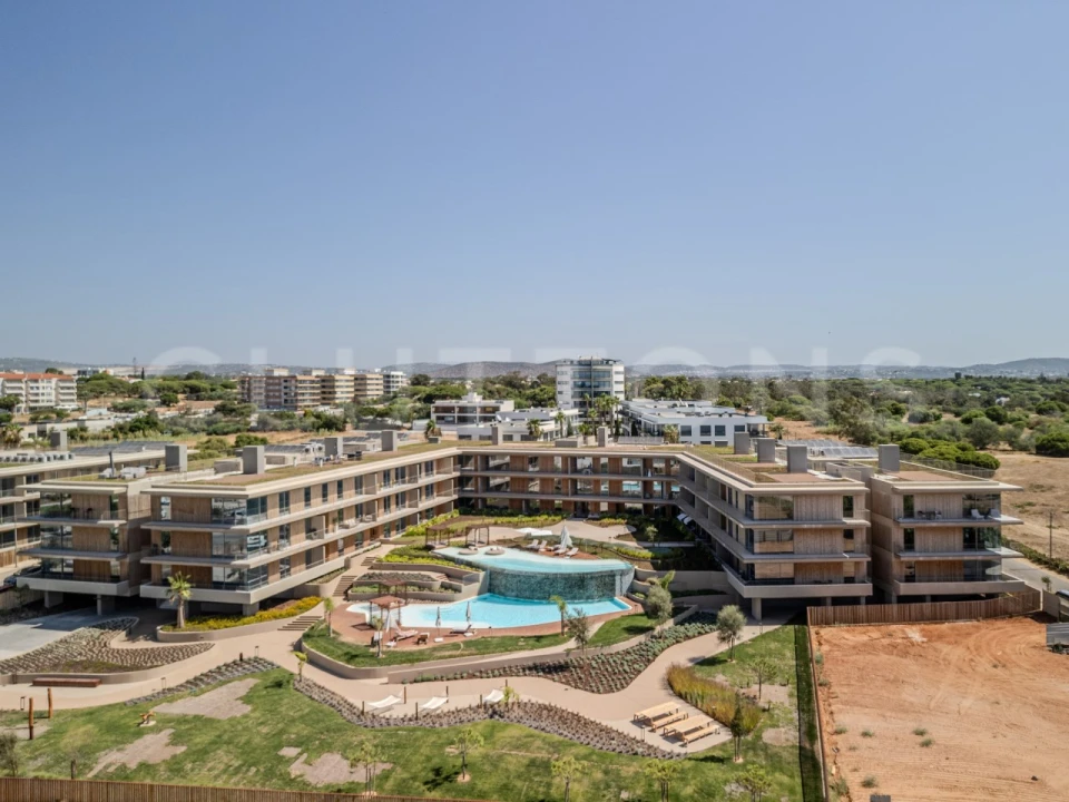 Apartamento T2 para Venda em Quarteira Foto 35