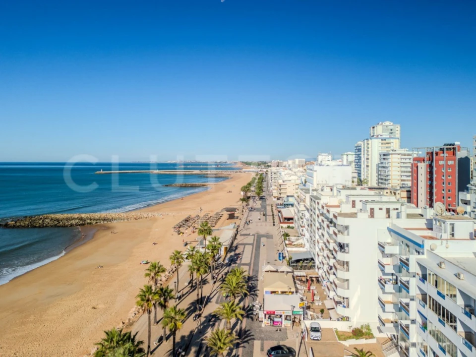 Apartamento T3 para Venda em Quarteira Foto 16