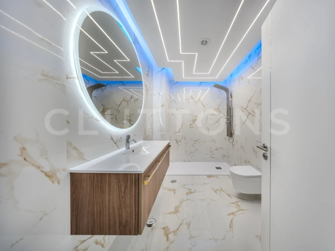 Apartamento T3 para Venda em Quarteira Foto 4