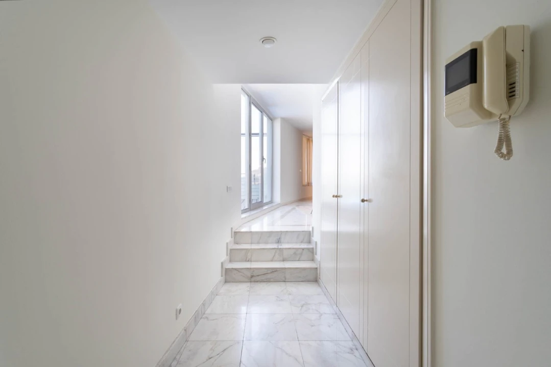 Apartamento T1 para Venda em Campolide Foto 31
