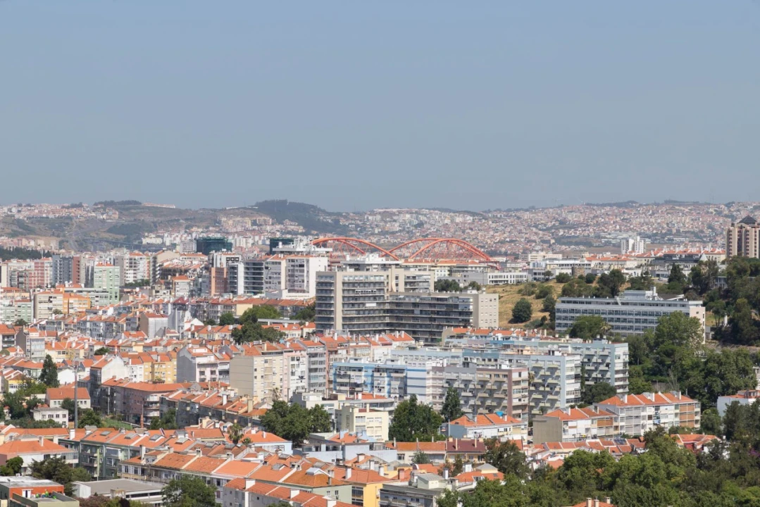 Apartamento T1 para Venda em Campolide Foto 42
