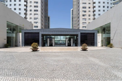 Apartamento T1 para Venda em Campolide