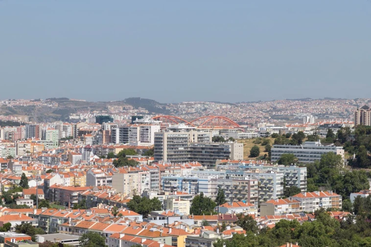 Apartamento T1 para Venda em Campolide Foto 42