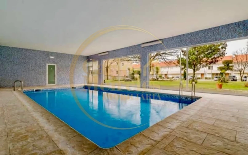 Moradia T4 para Venda em Antas Foto 9