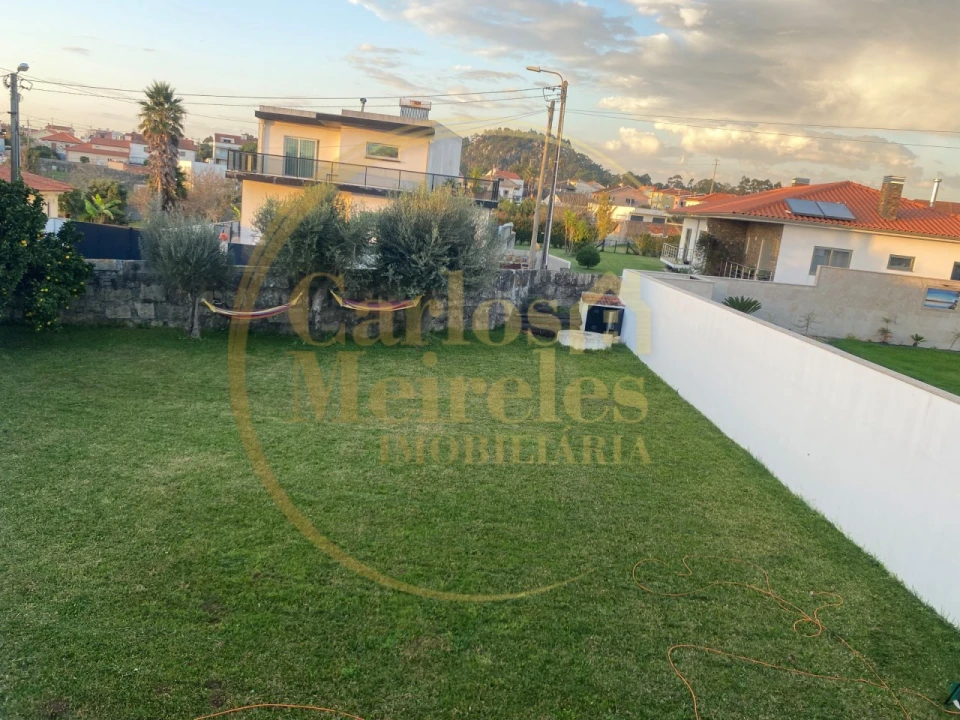 Moradia T3 para Venda em Antas Foto 10