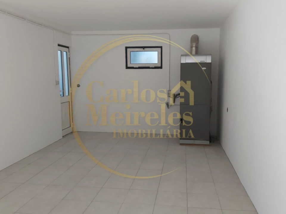Moradia T3 para Venda em Antas Foto 33