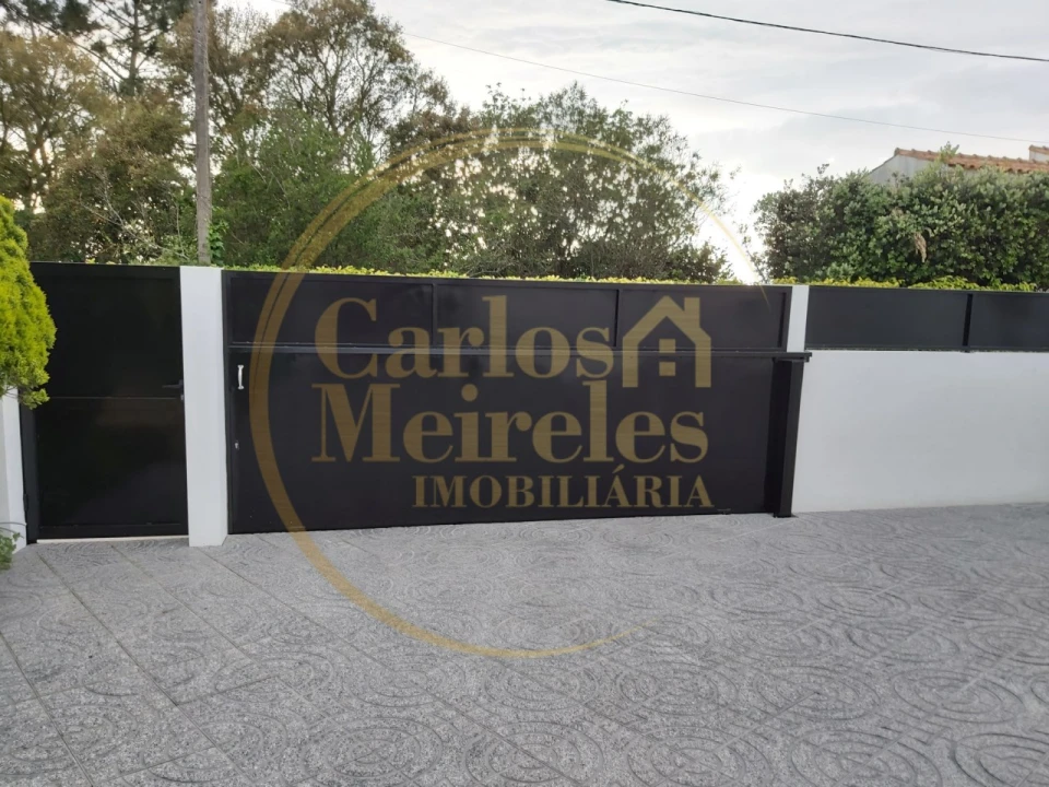 Moradia T3 para Venda em Antas Foto 36