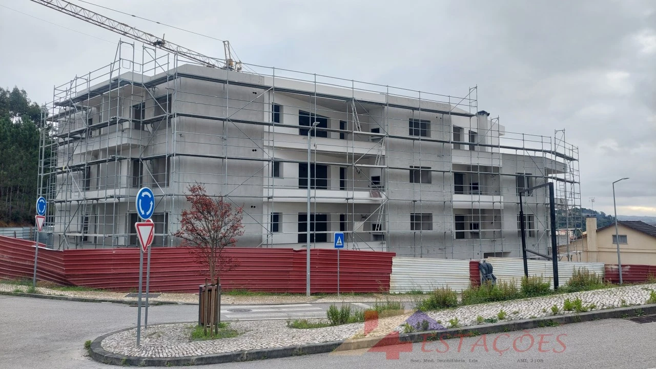 Apartamento T2 para Venda em Pombal Foto 3