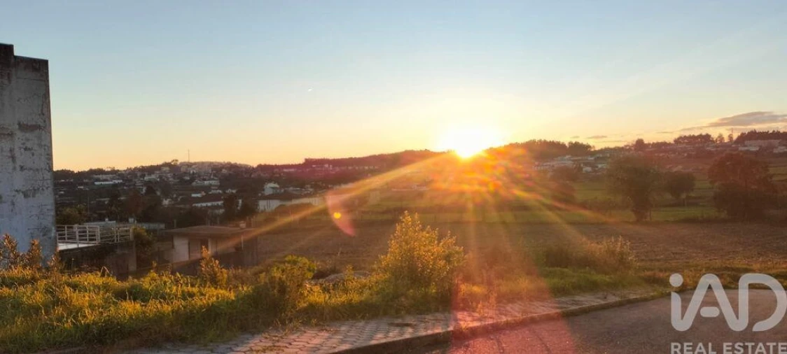 Moradia T4 para Venda em Coronado (São Romão e São Mamede) Foto 20