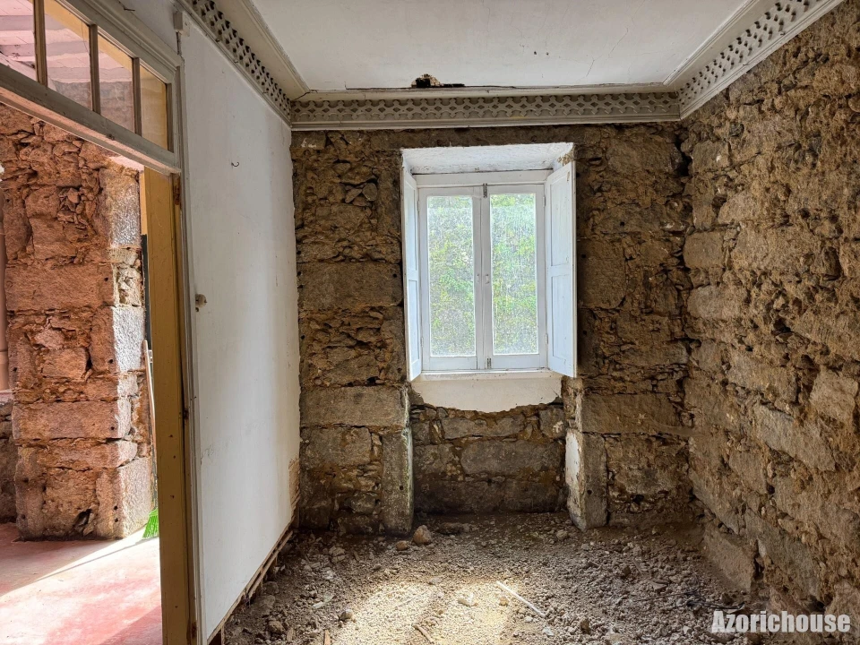 Moradia T5 para Venda em Ribeira Chã Foto 38