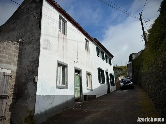 Moradia T5 para Venda em Ribeira Chã Foto 33