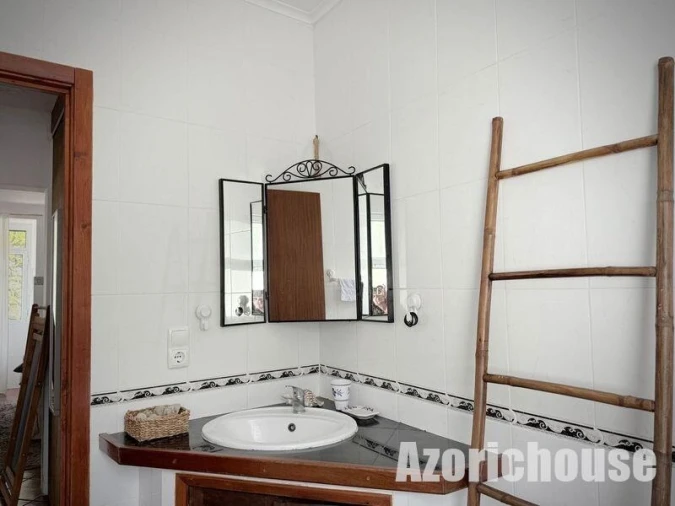 Moradia T5 para Venda em Ribeira Chã Foto 12