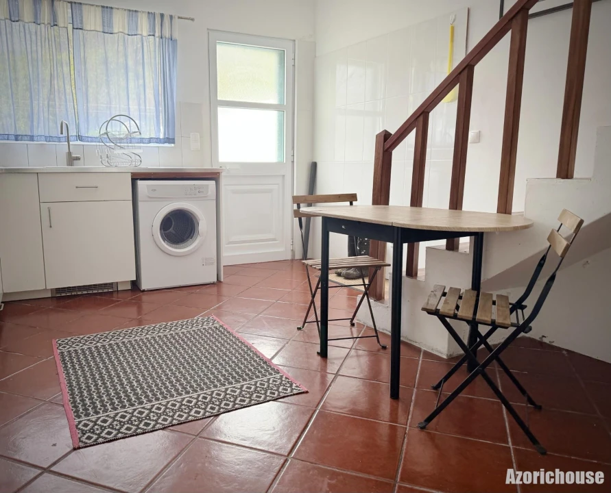 Moradia T5 para Venda em Ribeira Chã Foto 9