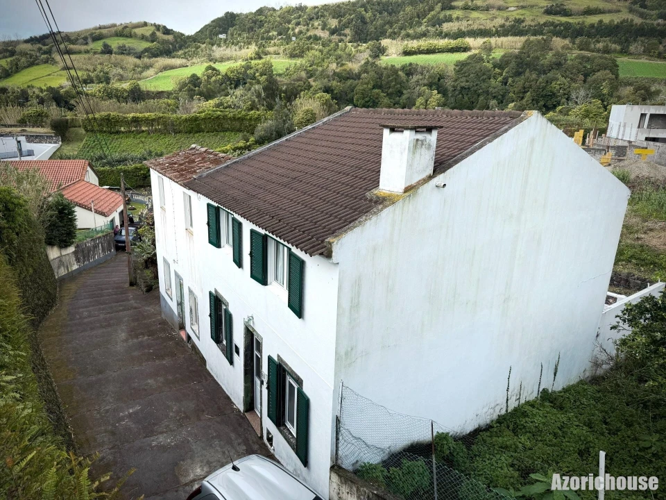 Moradia T5 para Venda em Ribeira Chã Foto 30