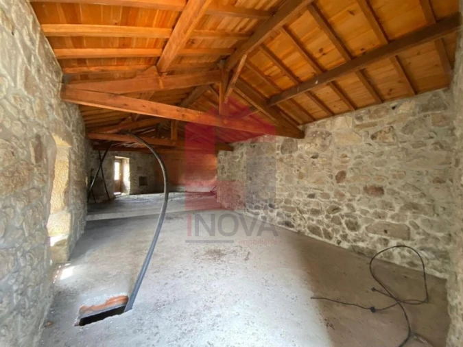 Moradia para Venda em Portela Foto 5