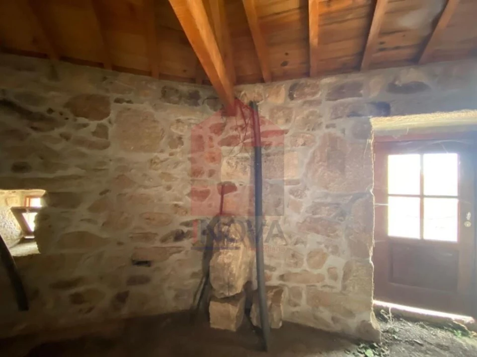 Moradia para Venda em Portela Foto 12