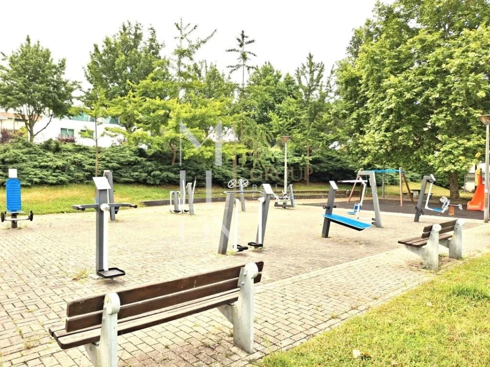 Terreno para Venda em São Mamede de Infesta e Senhora da Hora Foto 1