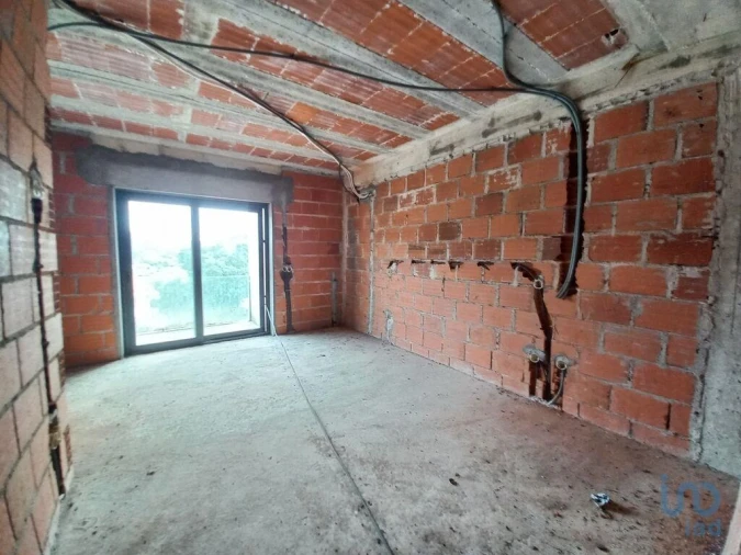 Moradia T4 para Venda em Abade de Neiva Foto 3