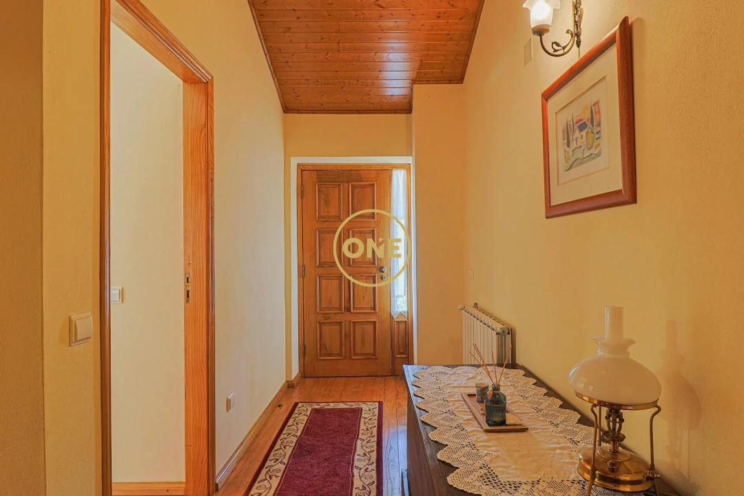 Moradia T5 para Venda em Gondiães e Vilar de Cunhas Foto 9