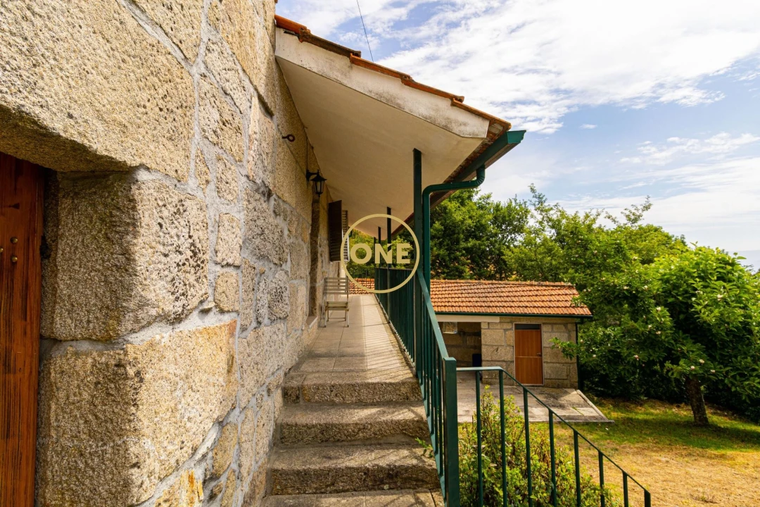 Moradia T5 para Venda em Gondiães e Vilar de Cunhas Foto 28