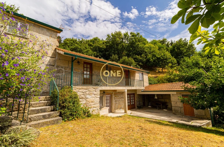 Moradia T5 para Venda em Gondiães e Vilar de Cunhas Foto 5