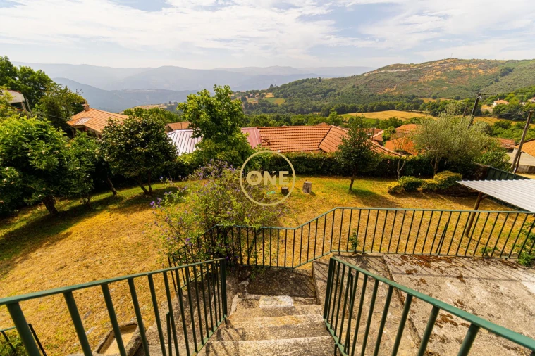 Moradia T5 para Venda em Gondiães e Vilar de Cunhas Foto 23