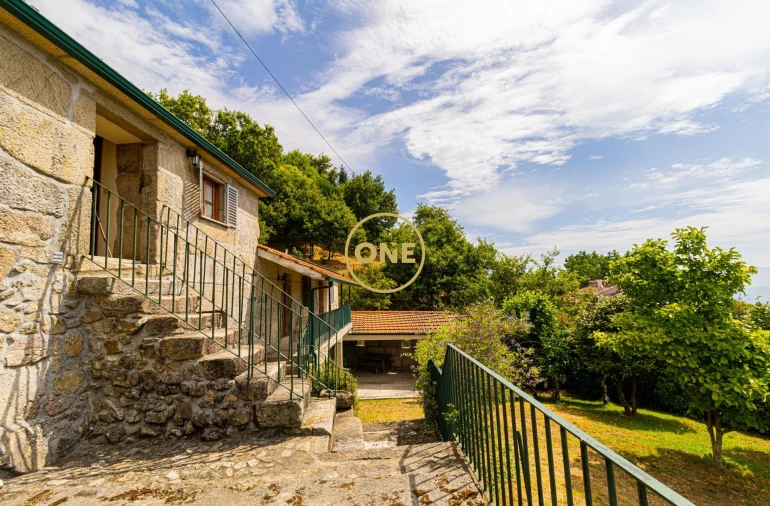 Moradia T5 para Venda em Gondiães e Vilar de Cunhas Foto 24