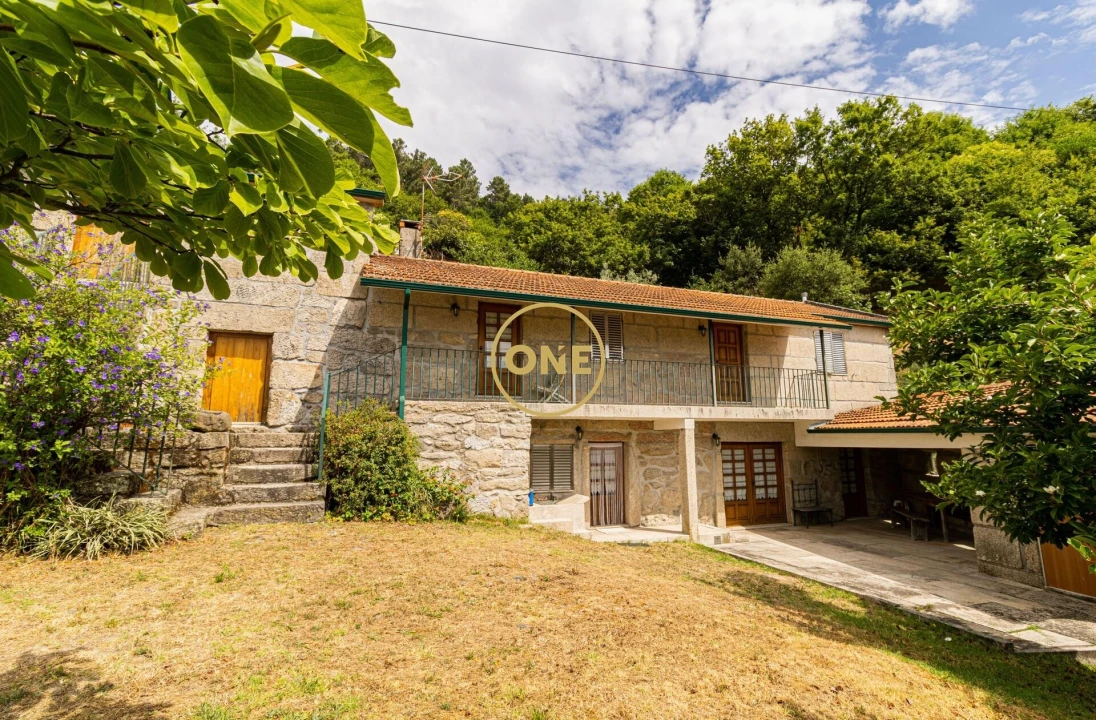 Moradia T5 para Venda em Gondiães e Vilar de Cunhas Foto 31