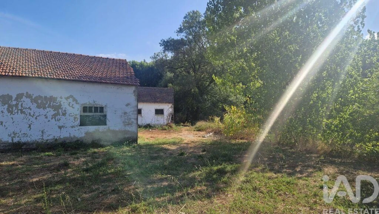 Moradia para Venda em Golpilheira Foto 23