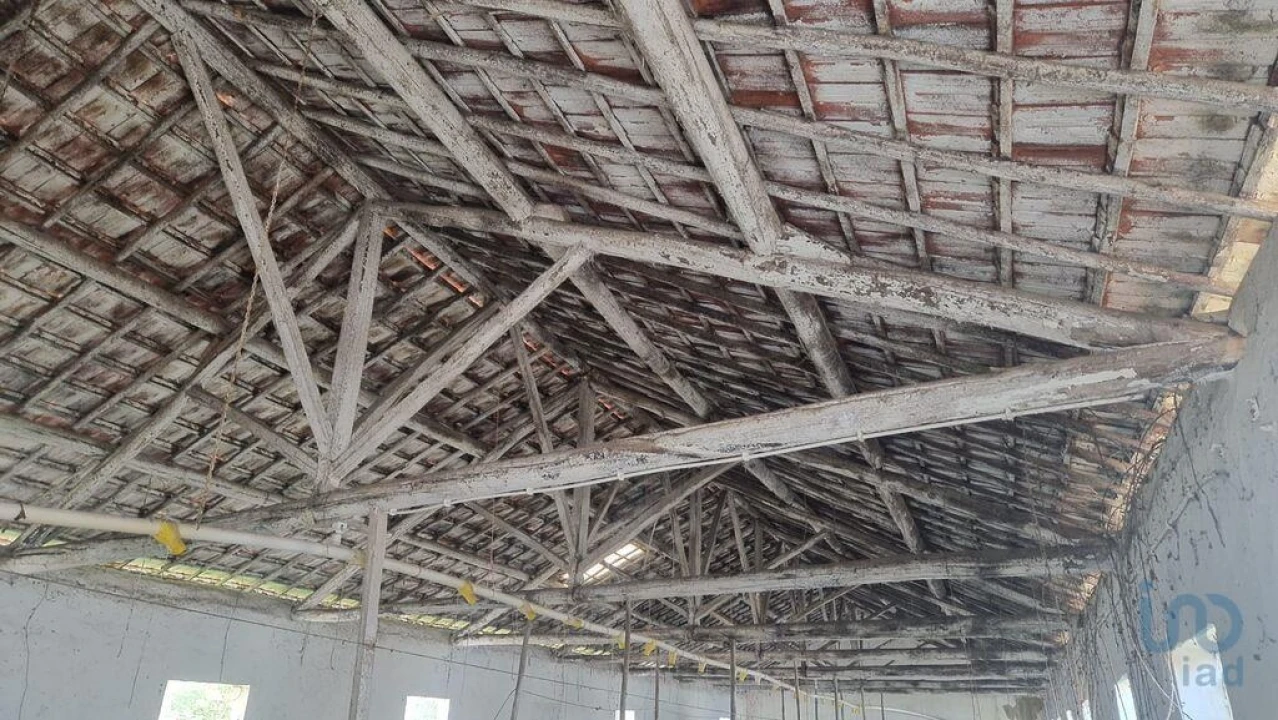 Moradia para Venda em Golpilheira Foto 6