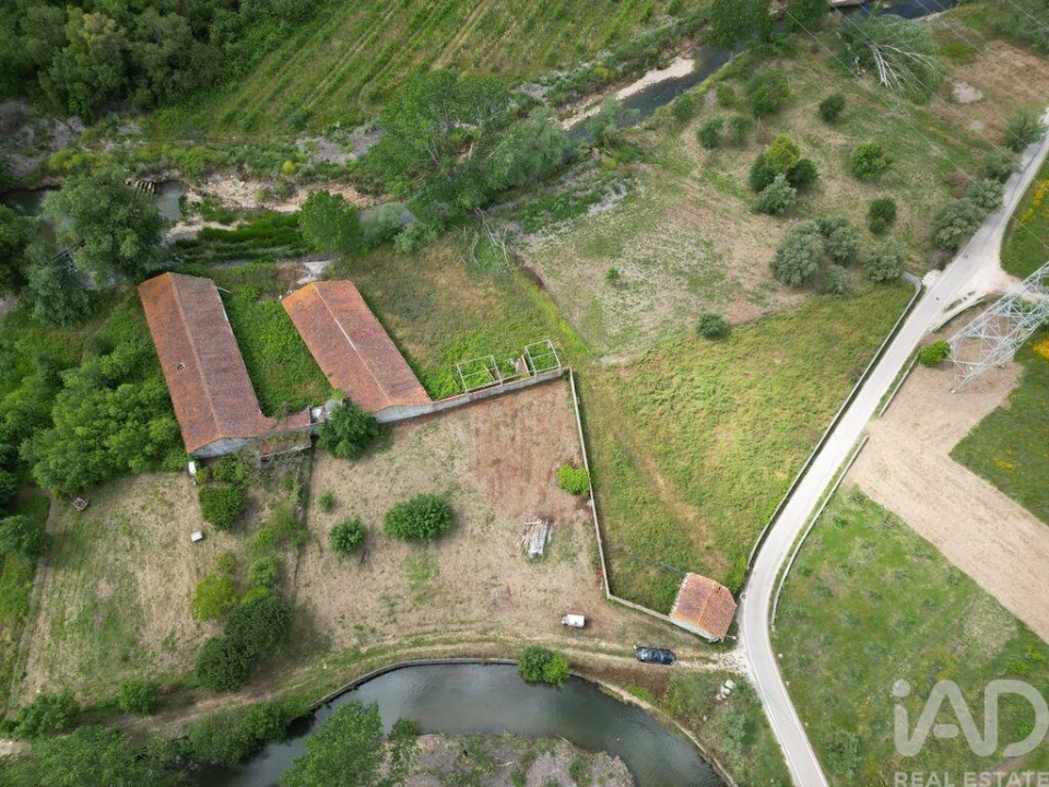 Moradia para Venda em Golpilheira Foto 1