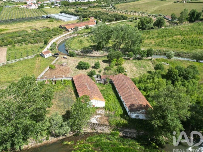 Moradia para Venda em Golpilheira Foto 3