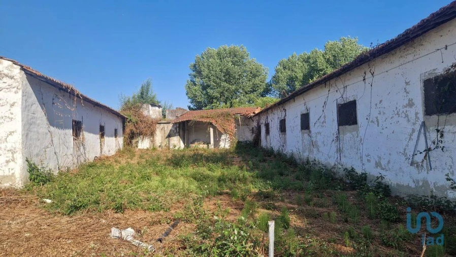 Moradia para Venda em Golpilheira Foto 1