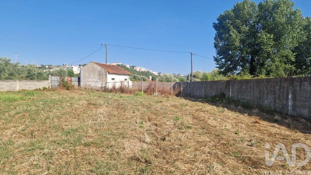 Moradia para Venda em Golpilheira Foto 22